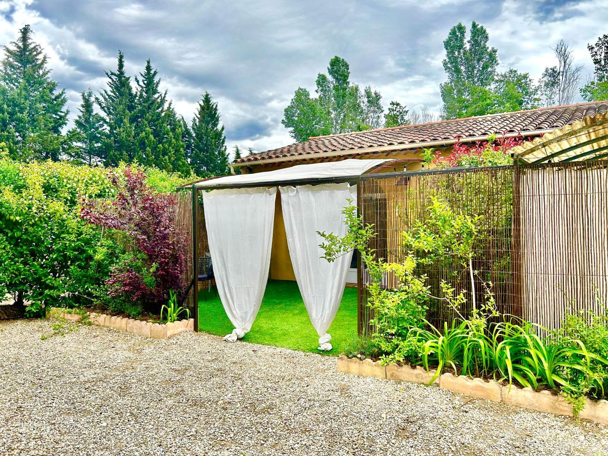 Domaine Plan Des Devens Ferienhaus